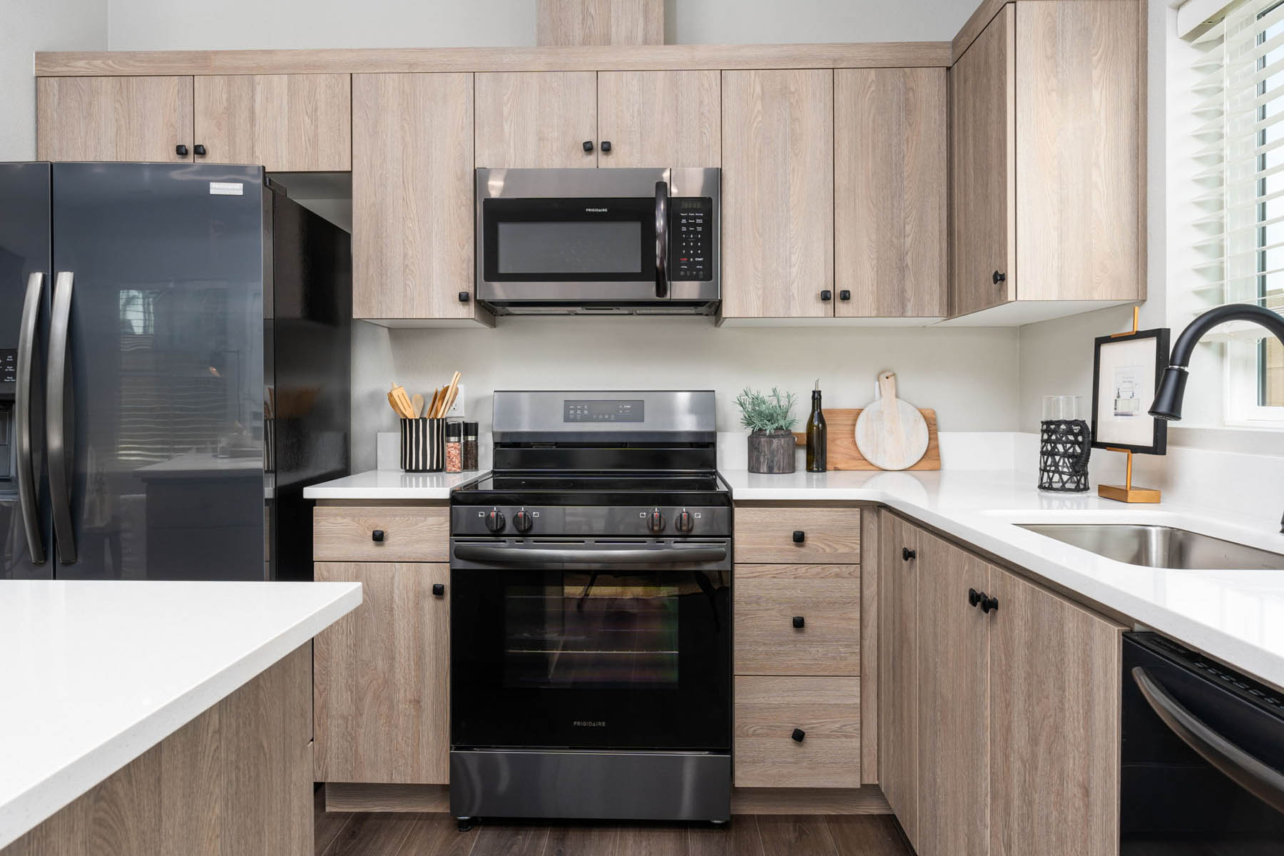 10-web-or-mls-Heritage Crossing-10