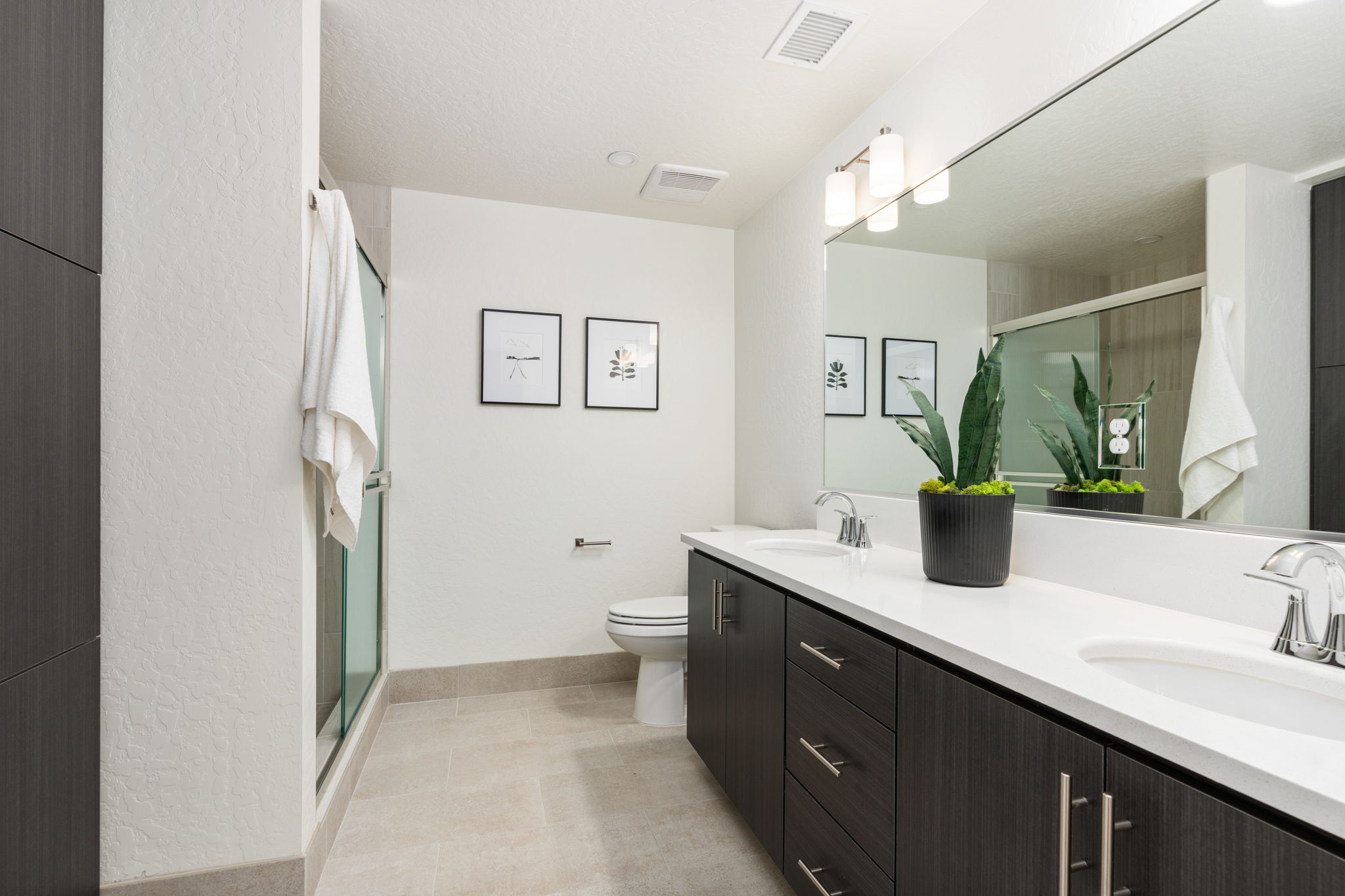 35-web-or-mls-The Palms Luxury Apartments-35