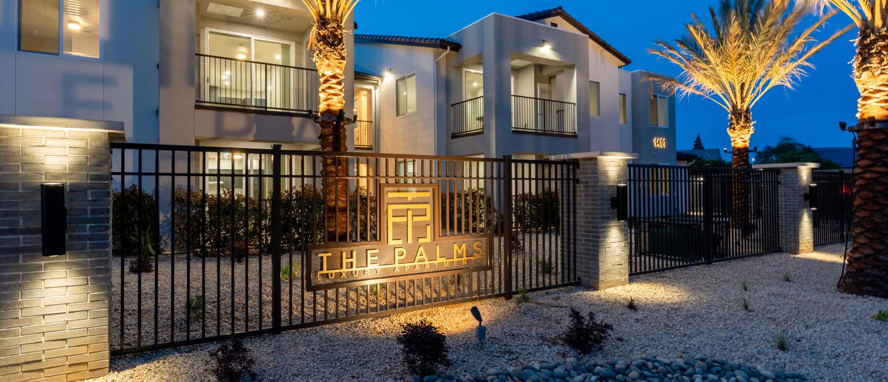 palms-apartments-header